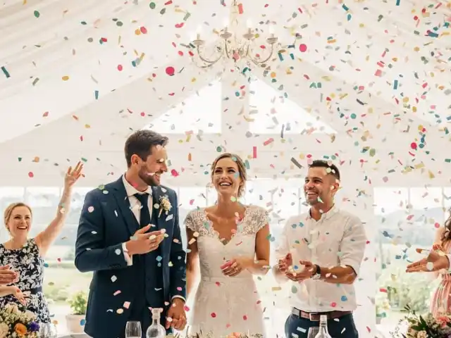 Máquina de Confeti Eléctrica para Salón de Fiestas