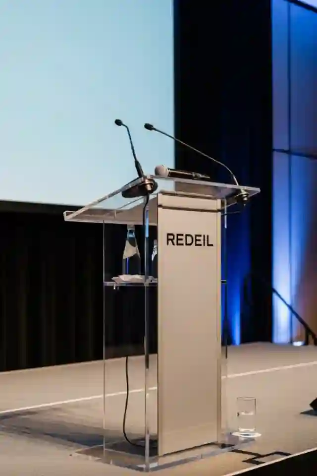 Renta de podium - Renta de podiums profesionales para eventos corporativos y conferencias CDMX