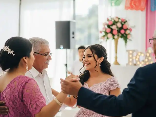 Equipo de Sonido para XV Años con DJ Profesional